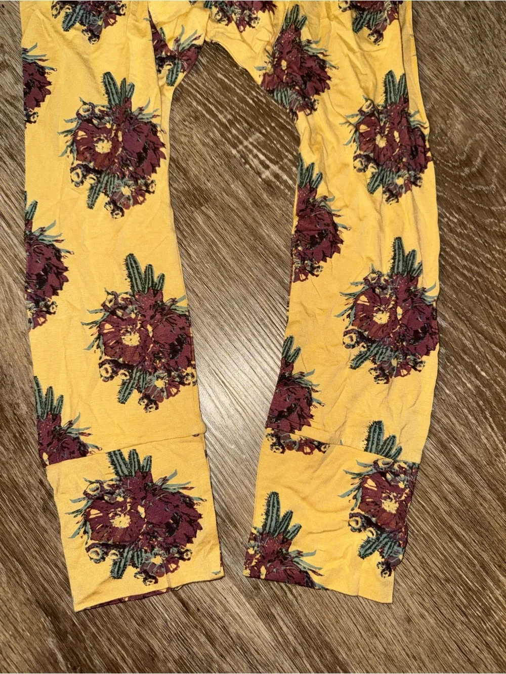 🌵💛 Kate Quinn Grape Cactus Flower Bamboo Leggings – Size 5Y | NWT 💛🌵